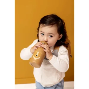 Botella-350ml-Mr.-Bear-nina-bebiendo