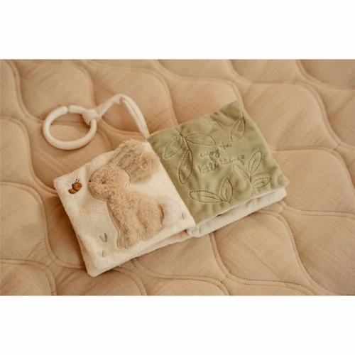 Librito-blando-actividades-con-anilla-Newborn-Naturals-Little-Dutch-habitación