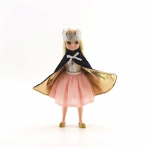 Lottie-reina-del-castillo-muneca